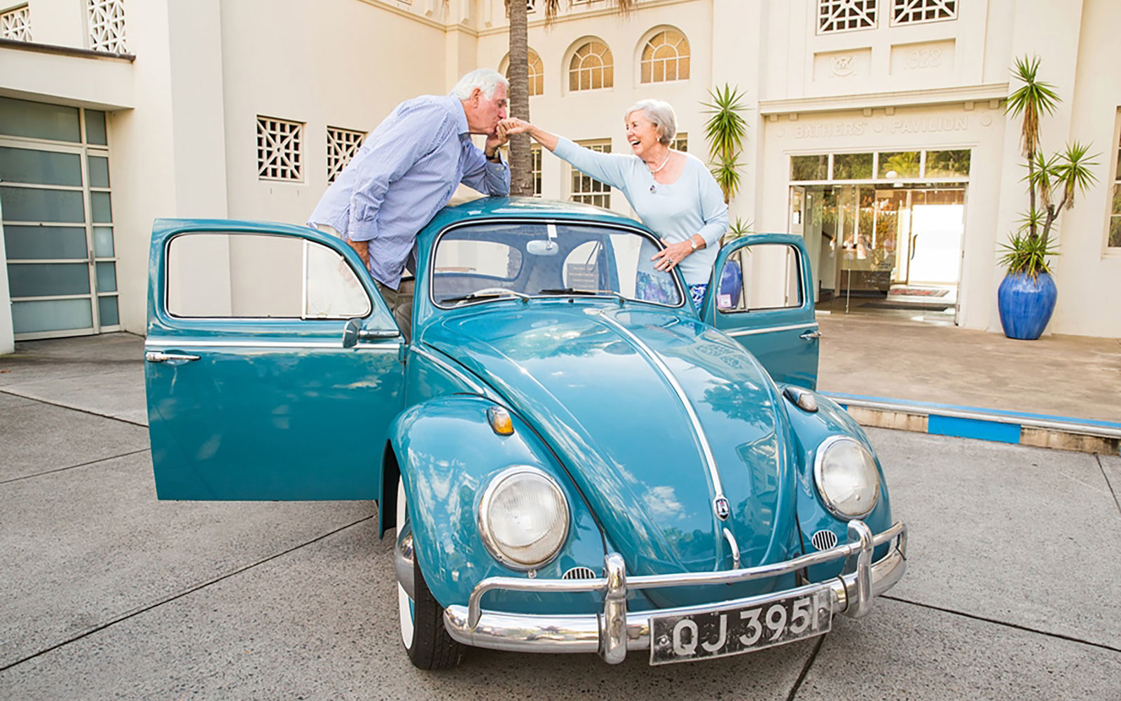 Classic VW BuGs; 55 Year Old HoneyMoon Road Trip in a Vintage Beetle ...